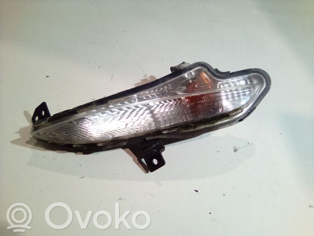 Peugeot 308 Front fender indicator light 