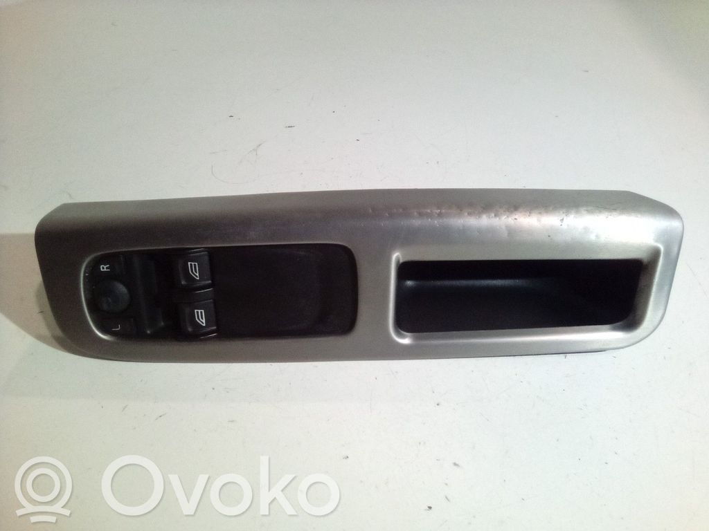 Volvo C30 Electric window control switch 