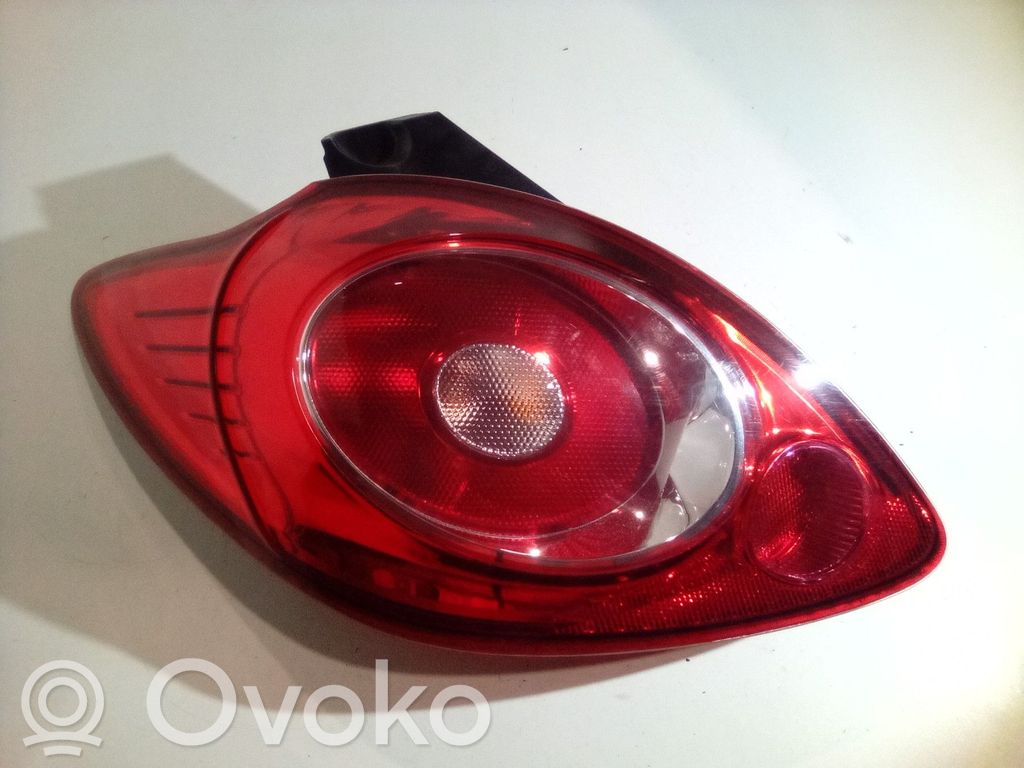 Ford Ka Galinis žibintas kėbule 