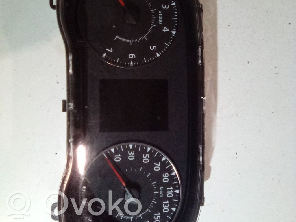 Dacia Duster II Speedometer (instrument cluster) 