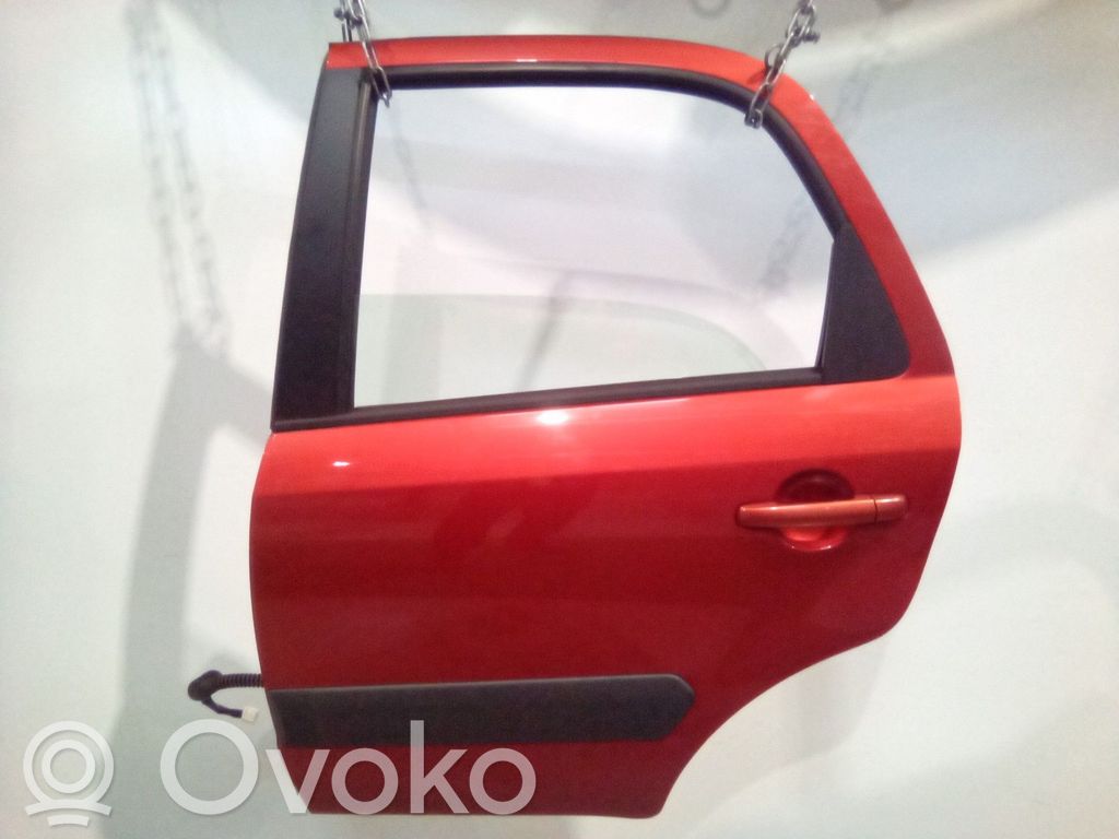 Suzuki SX4 Galinės durys 