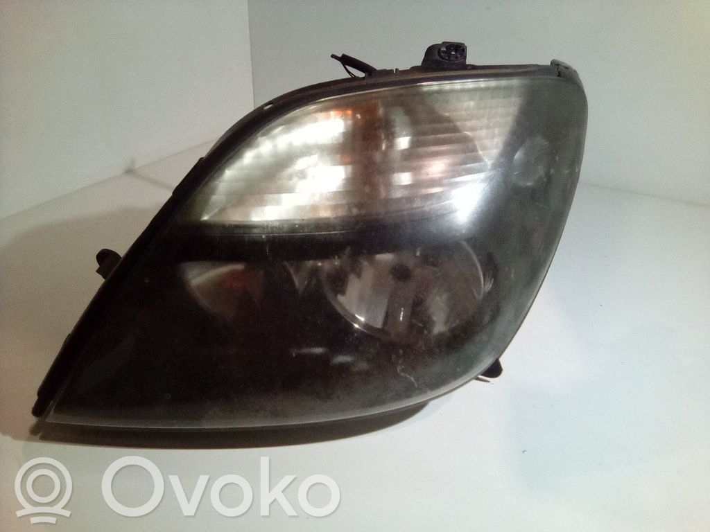 Renault Scenic I Lampa przednia 