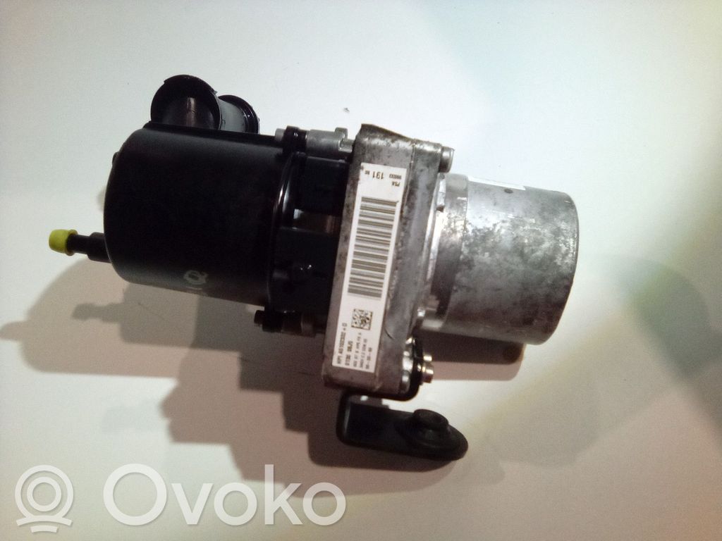 Citroen C4 II Power steering pump 