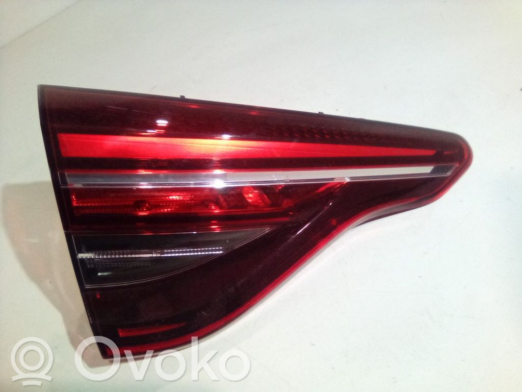 Renault Clio V Tailgate rear/tail lights 