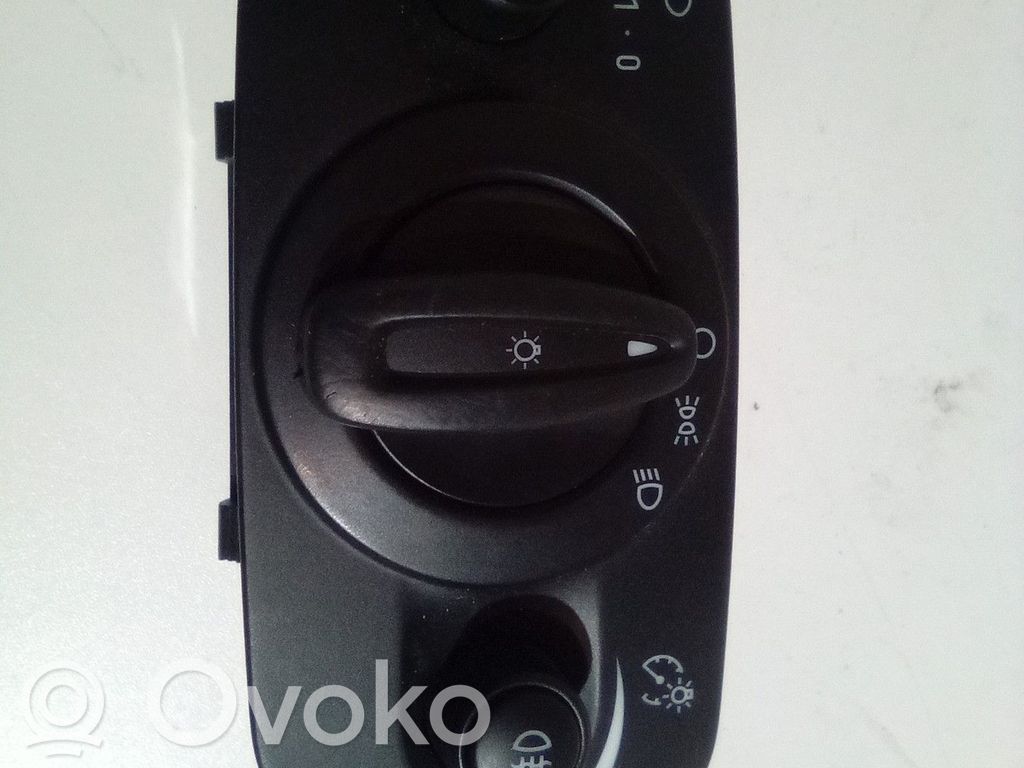 Ford Fiesta Light switch 