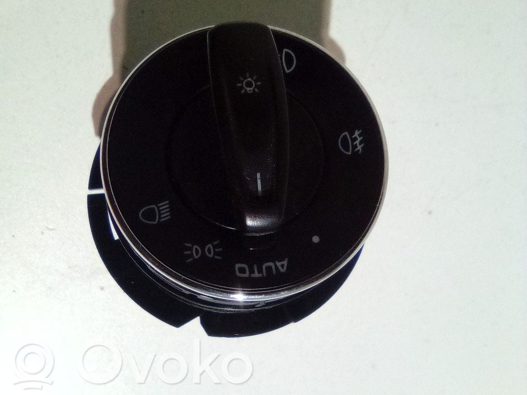 Porsche Cayenne (92A) Interruptor de luz 