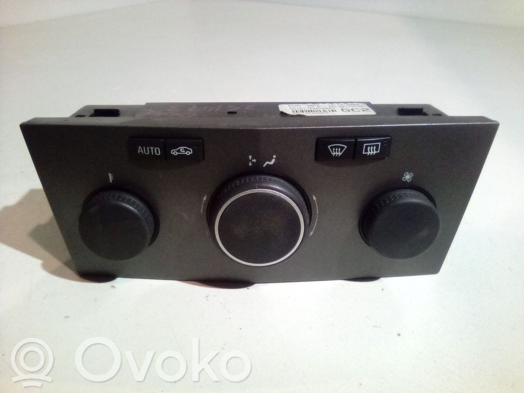 Opel Astra H Panel klimatyzacji 