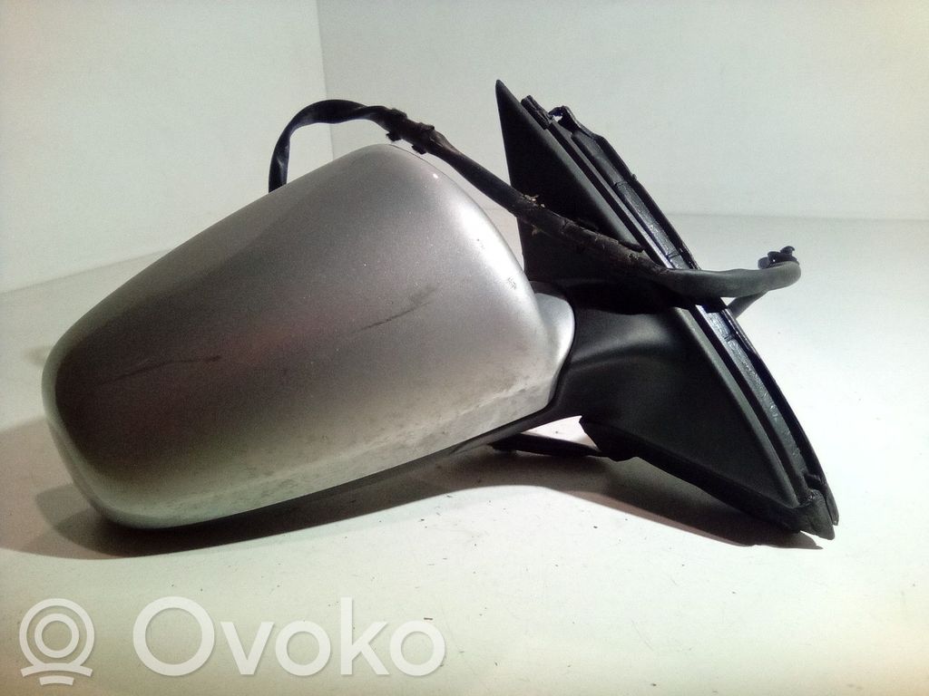 Audi A4 S4 B7 8E 8H Oglindă exterioară manuală 