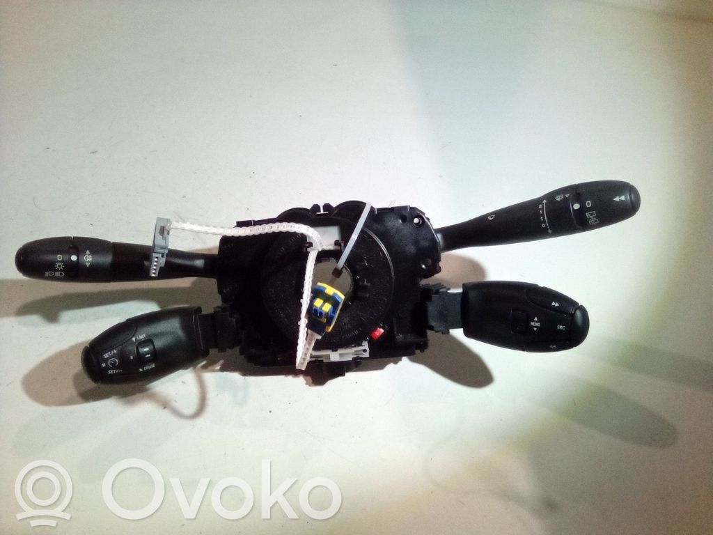Citroen C3 Picasso Wiper turn signal indicator stalk/switch 