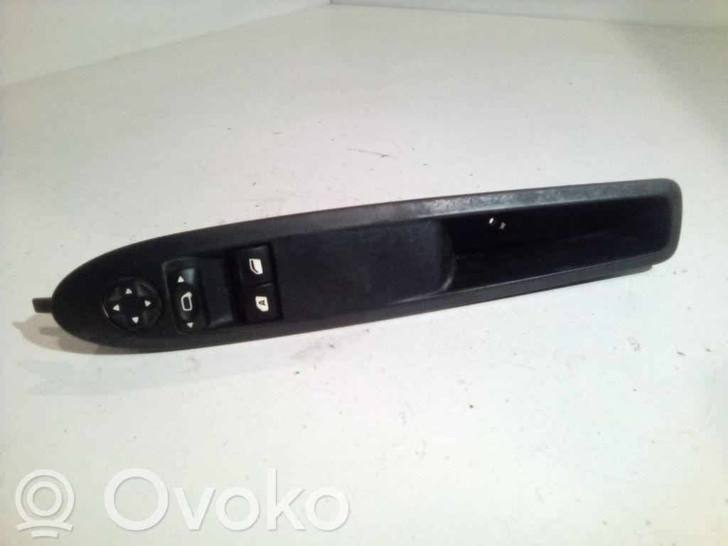 Electric window control switch   98012507XT