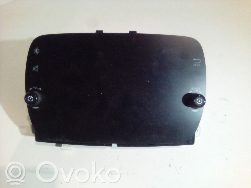 Fiat 500 Radio/CD/DVD/GPS head unit 