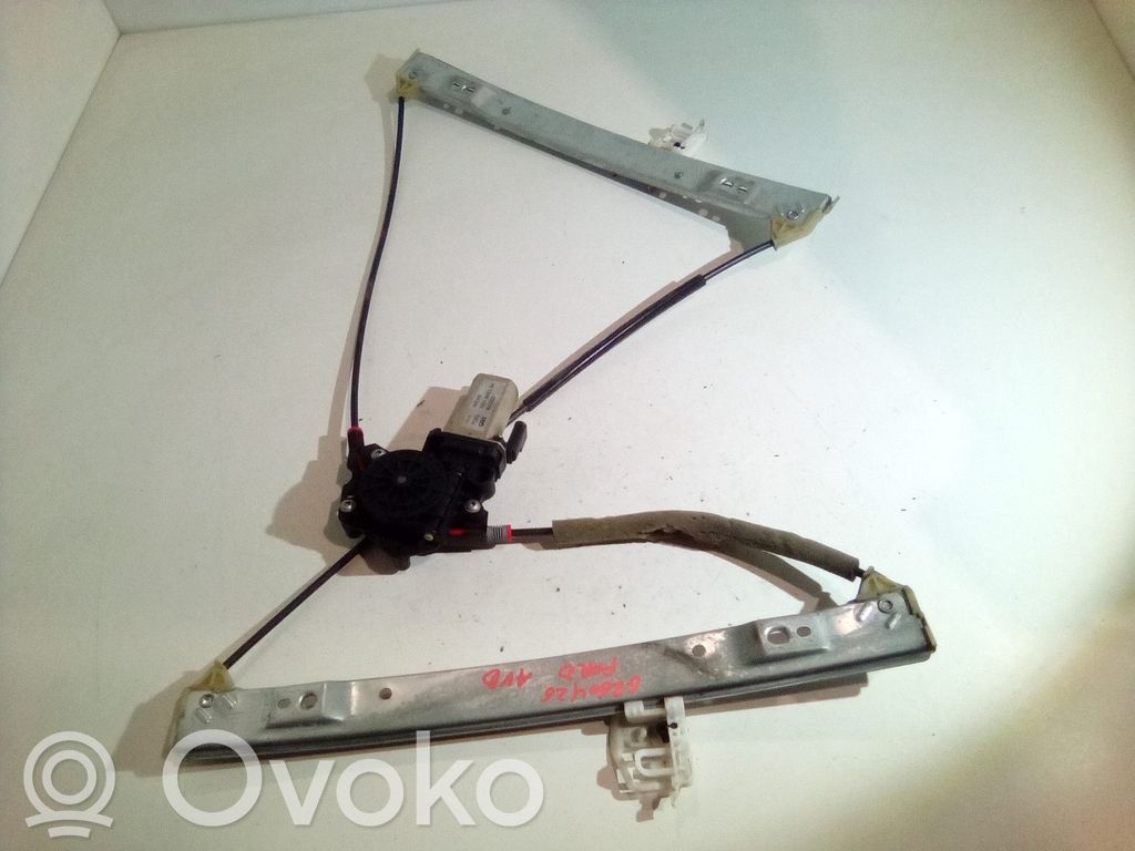 Ford Fiesta Elektryczny podnośnik szyby drzwi przednich 