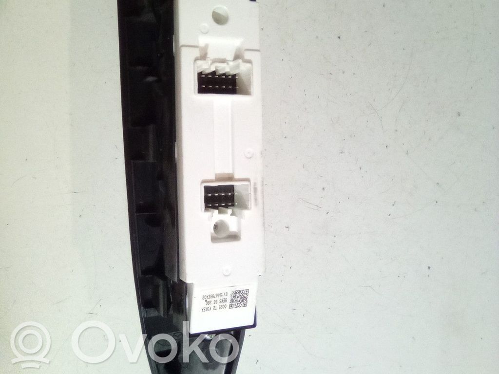 Mazda 3 II Electric window control switch 