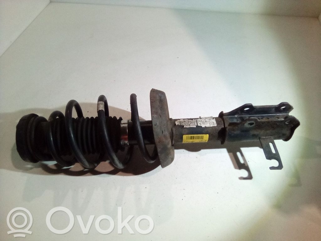 Opel Astra J Amortyzator osi przedniej ze sprężyną 