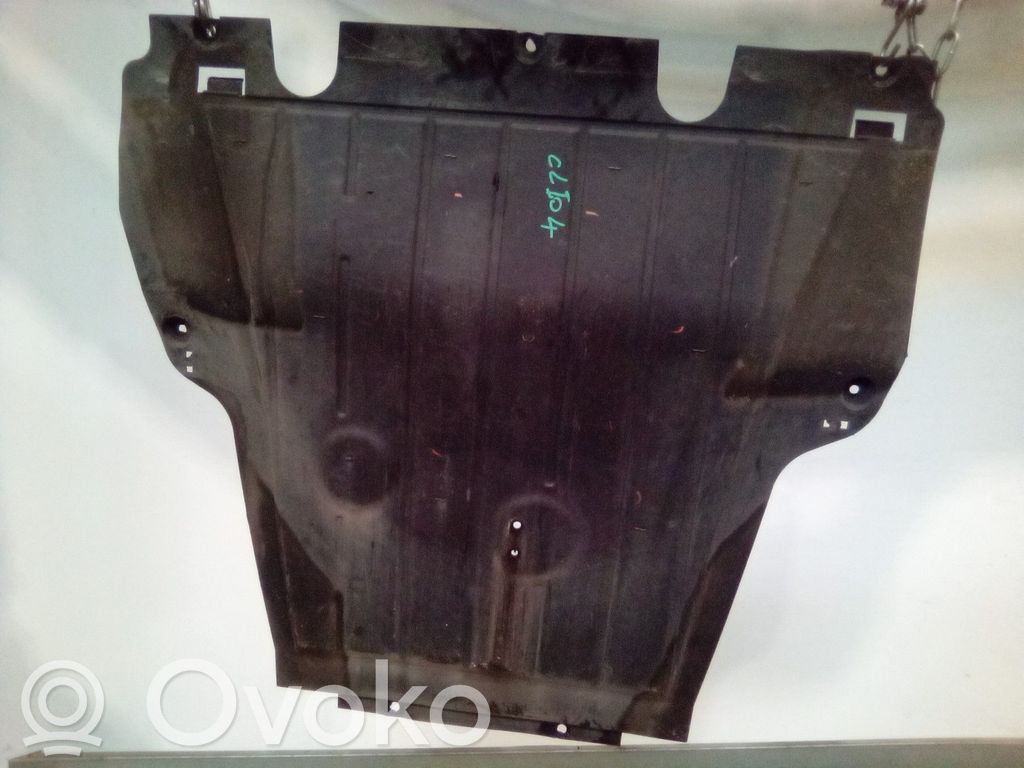 Renault Clio IV Engine splash shield/under tray 