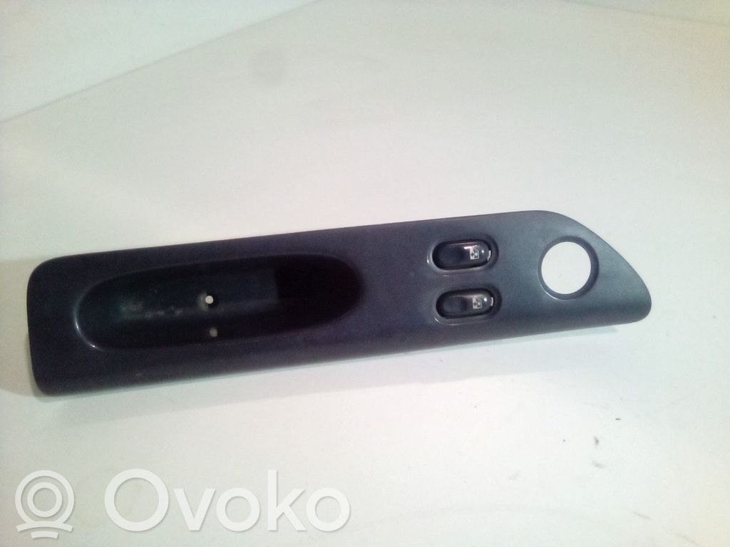 Electric window control switch   7700876401
