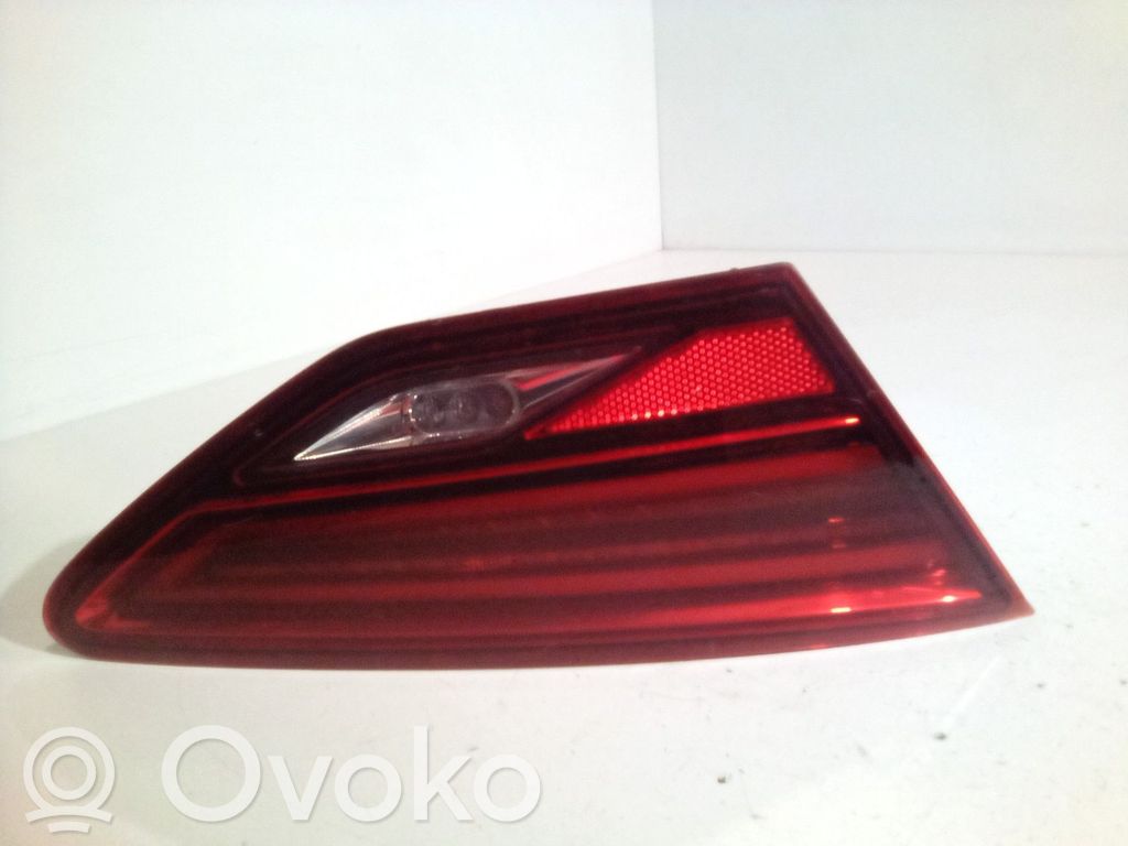 Seat Leon (5F) Takaluukun takavalot 