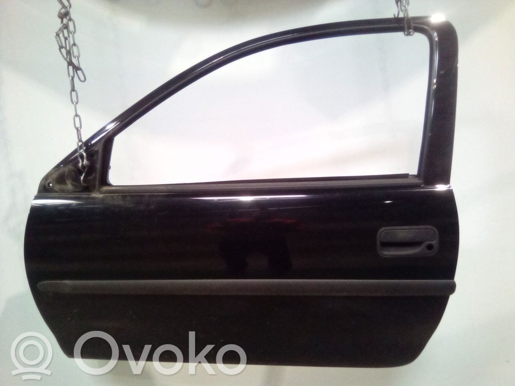 Opel Corsa B Дверь 
