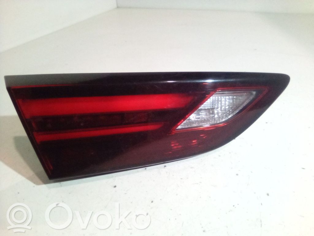 Opel Astra K Takaluukun takavalot 