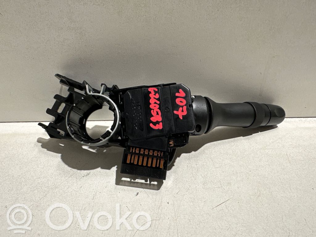Peugeot 107 Indicator stalk 