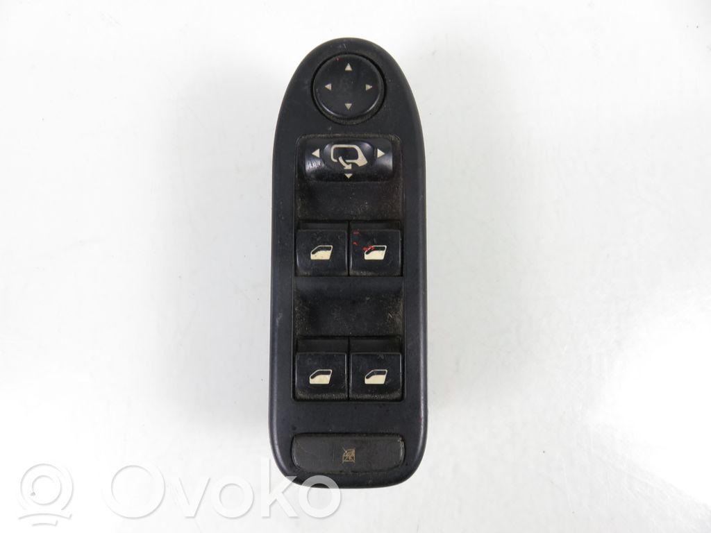 Citroen C5 Electric window control switch 