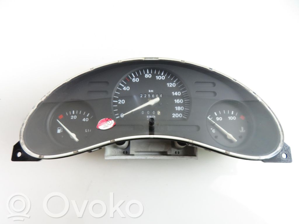 Opel Corsa B Speedometer (instrument cluster) 