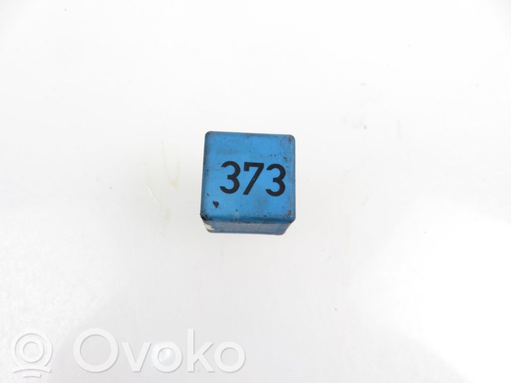 Sonstige Relais   8D0951253A,8D0951253A