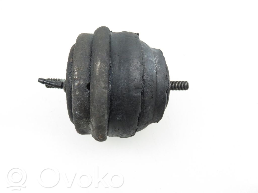 Válvula de vacío del soporte de motor