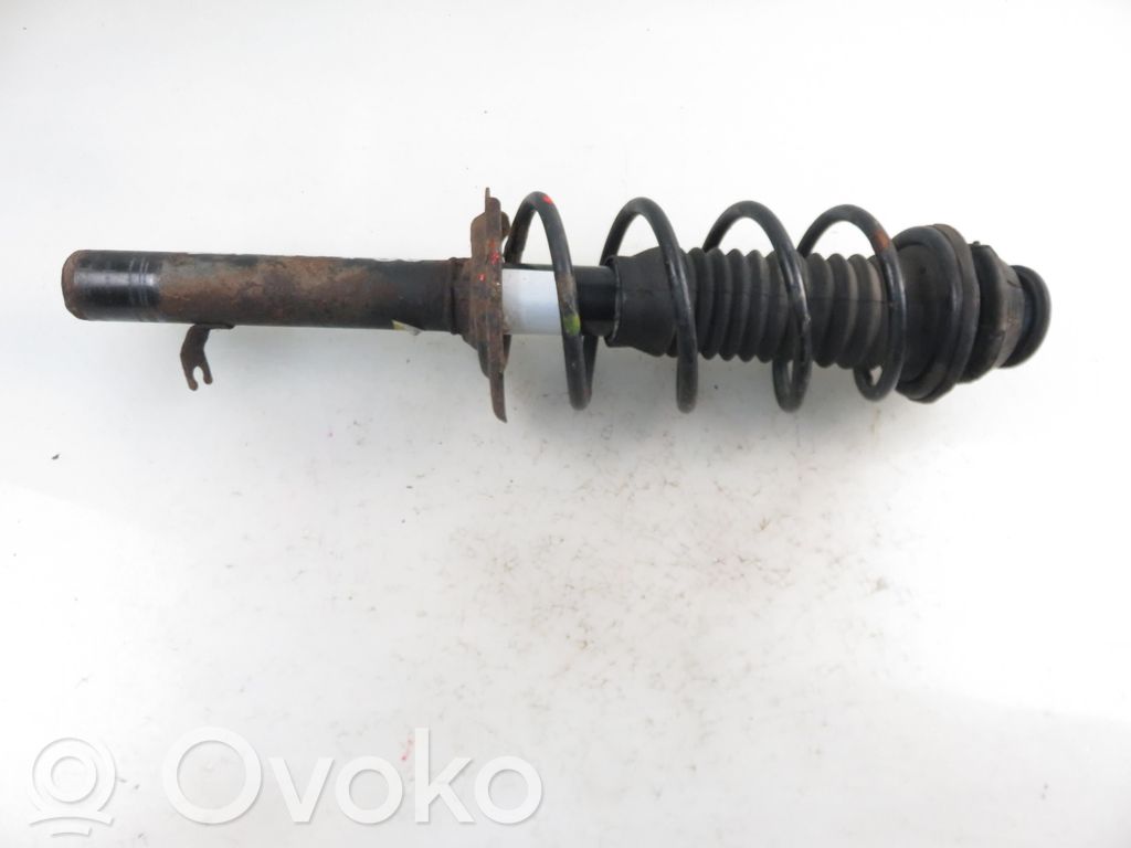 Front shock absorber with coil spring