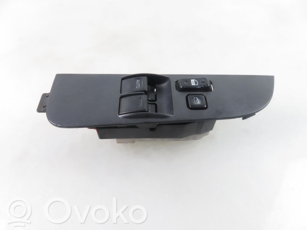 Electric window control switch   8482012450,8482012450
