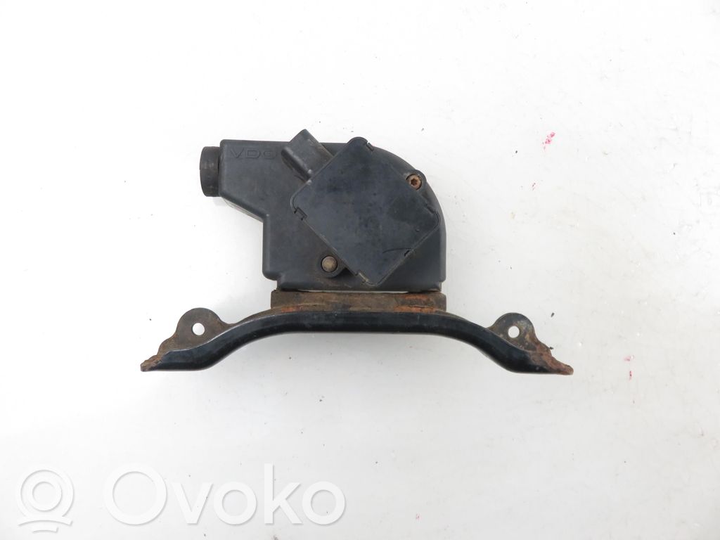 Accelerator throttle pedal