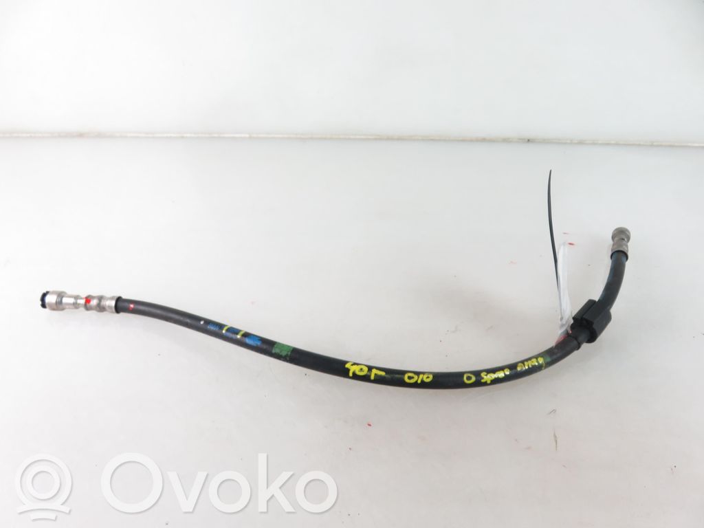 BMW 1 E81 E87 Polttoaineputki 