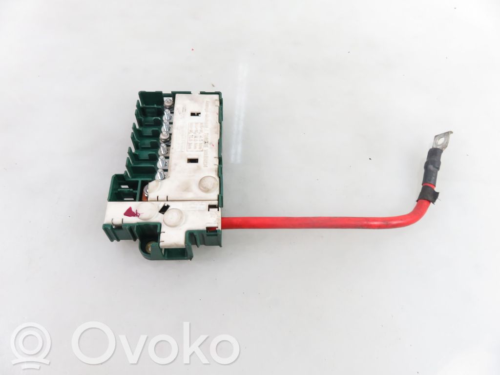 Fuse box set   8367768,8367768