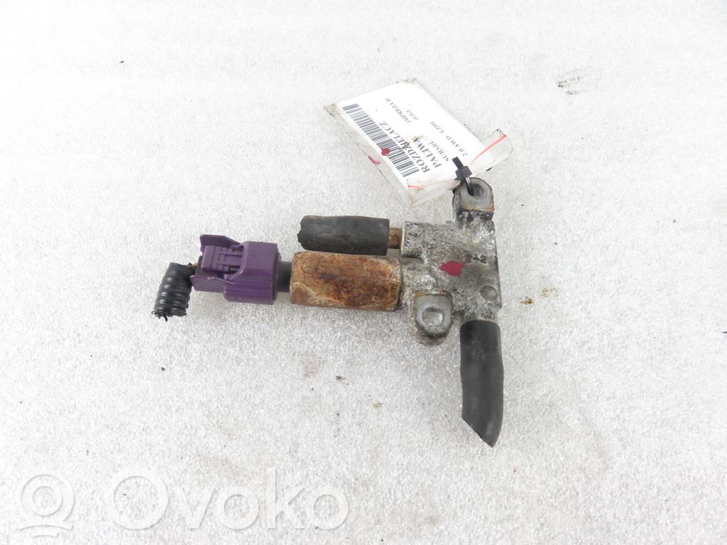 Valve   16632AA001,16632AA001