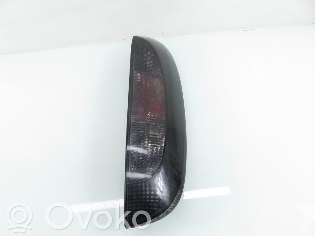Opel Corsa C Galinis žibintas kėbule 
