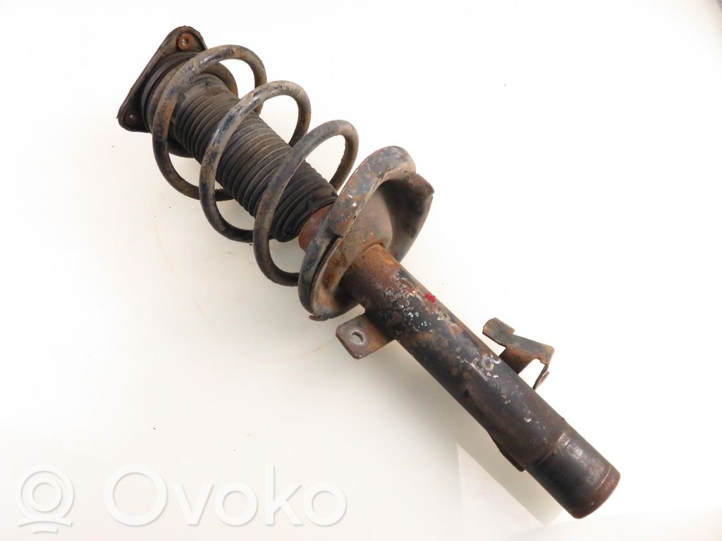 Front shock absorber with coil spring