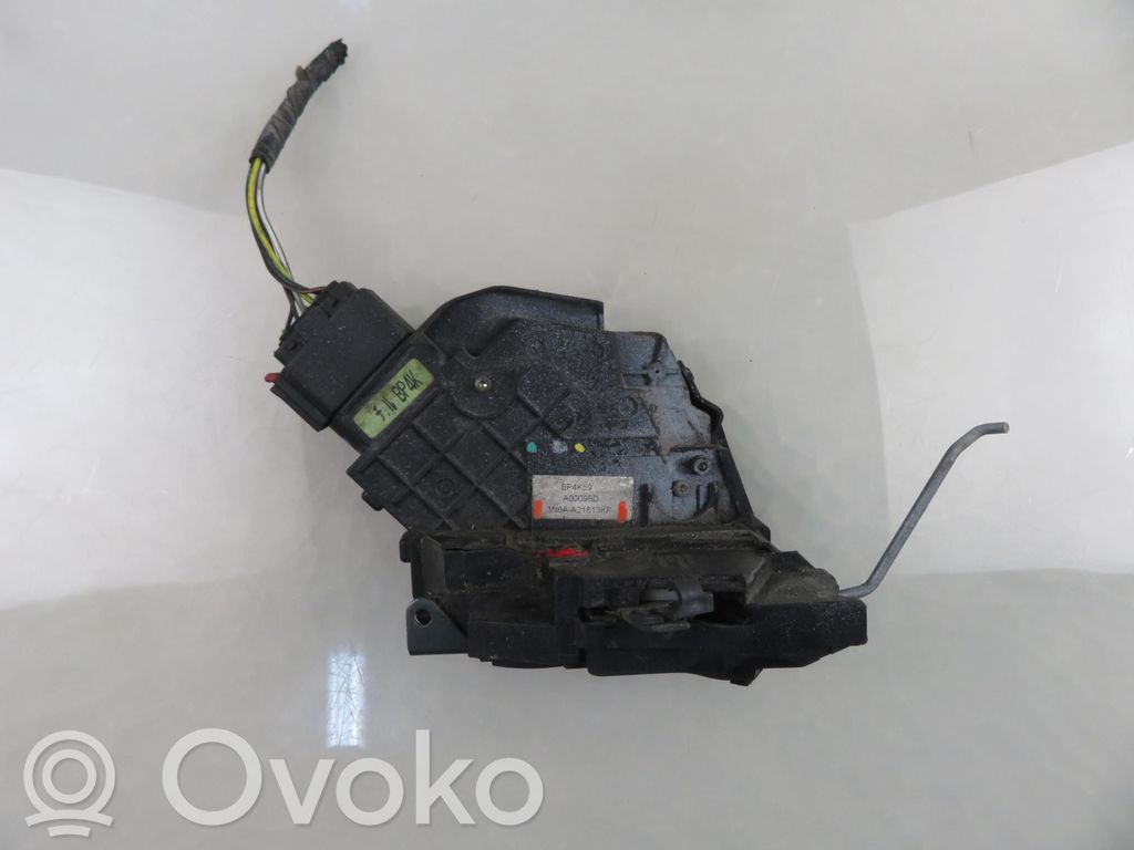 Cerradura de puerta delantera   3N6AA2183KP,3N6AA2183KP