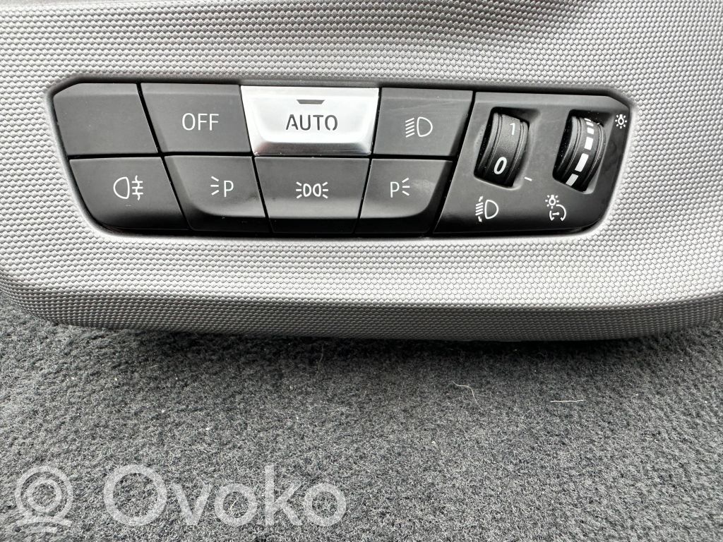 BMW 1 F40 Lichtschalter 