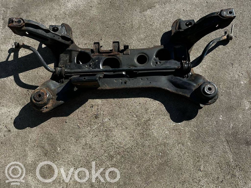 Ford Transit Priekinis traversas 