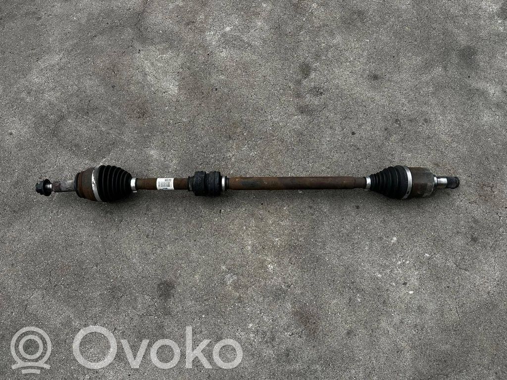 KIA Ceed Etuvetoakseli 