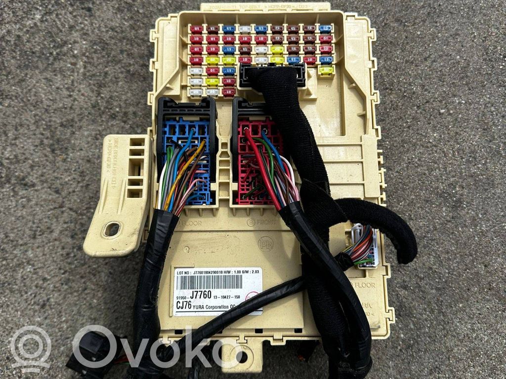 KIA Ceed Fuse module 
