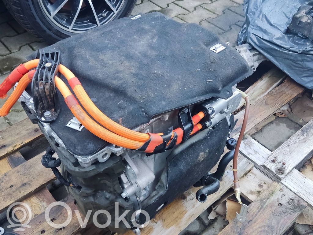 BMW i4 Elektromobilio variklis 