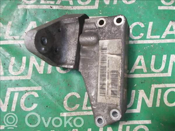 Engine mounting bracket   A6390101200,SM0112016992
