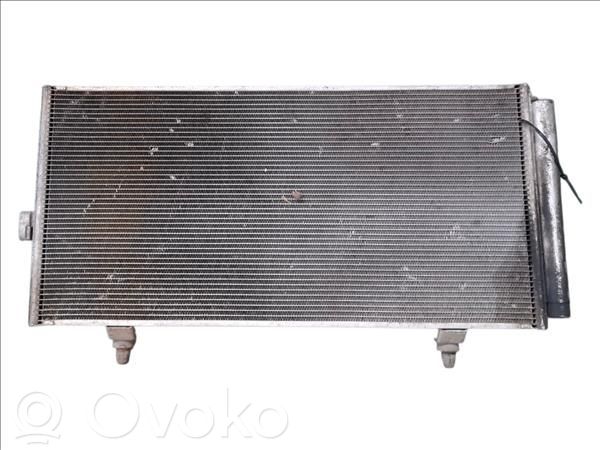 Radiateur condenseur de climatisation