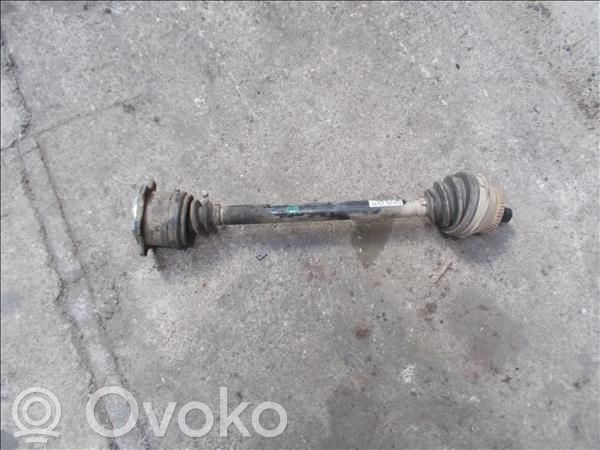 Priekinis pusašis   8D0407272BQ
