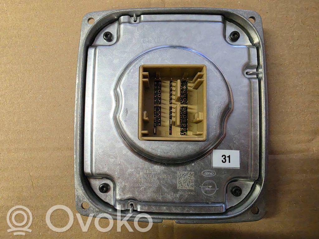 Opel Insignia B Módulo de control de balasto LED 
