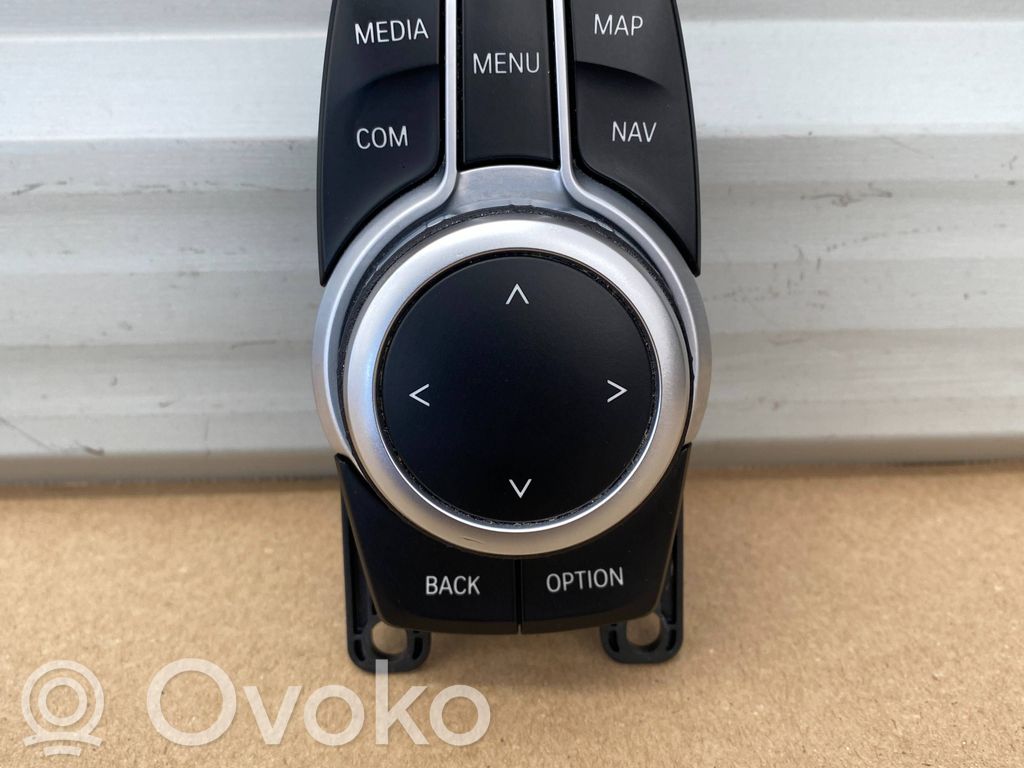 BMW 5 G30 G31 G38 Head unit multimedia control 