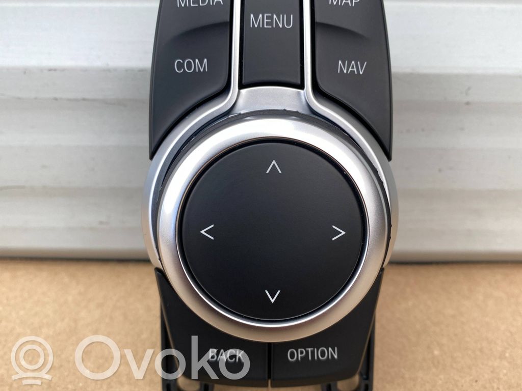 BMW 5 G30 G31 G38 Head unit multimedia control 