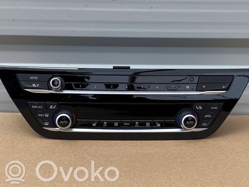 BMW 5 G30 G31 G38 Climate control unit 