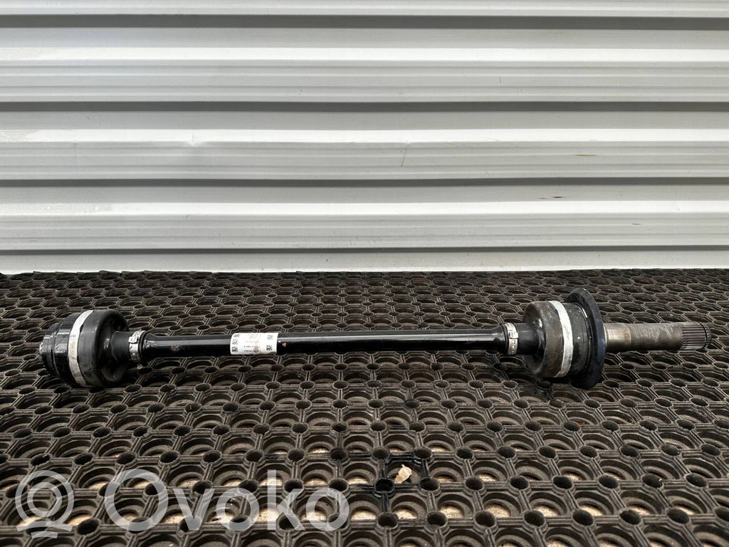 Takavetoakseli   8689558